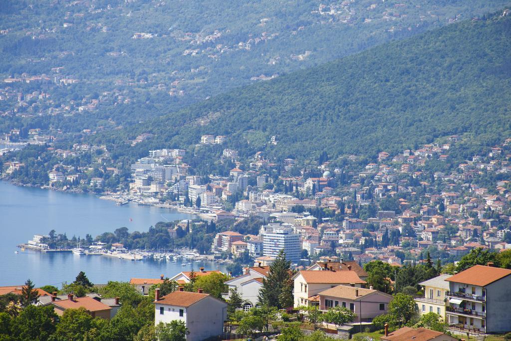 Apartments Villa Kastav In Old Town Center With Sea View And Parking Δωμάτιο φωτογραφία