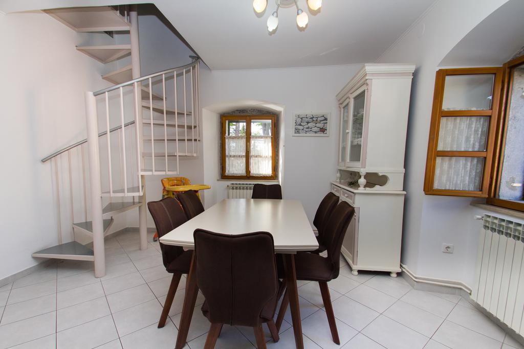 Apartments Villa Kastav In Old Town Center With Sea View And Parking Εξωτερικό φωτογραφία