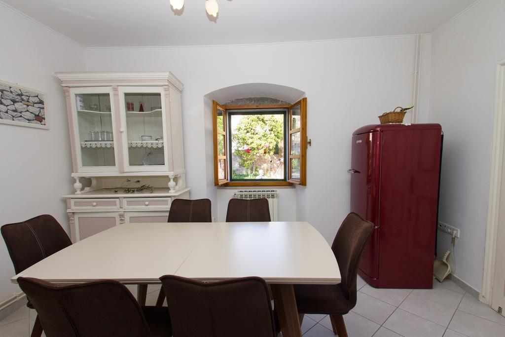 Apartments Villa Kastav In Old Town Center With Sea View And Parking Εξωτερικό φωτογραφία
